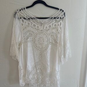 🤍 Chico’s White Lace Blouse – Size 2 🤍